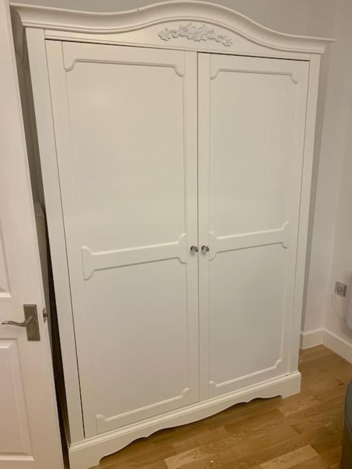 Renovated Miner'S Cottage - Family & Dog Friendly Abertillery Bagian luar foto