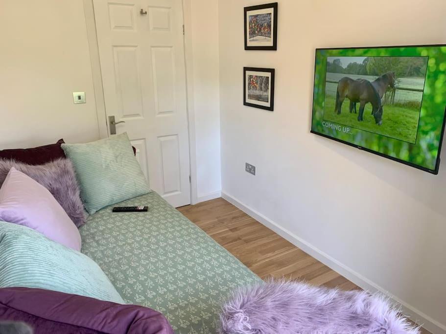 Renovated Miner'S Cottage - Family & Dog Friendly Abertillery Bagian luar foto