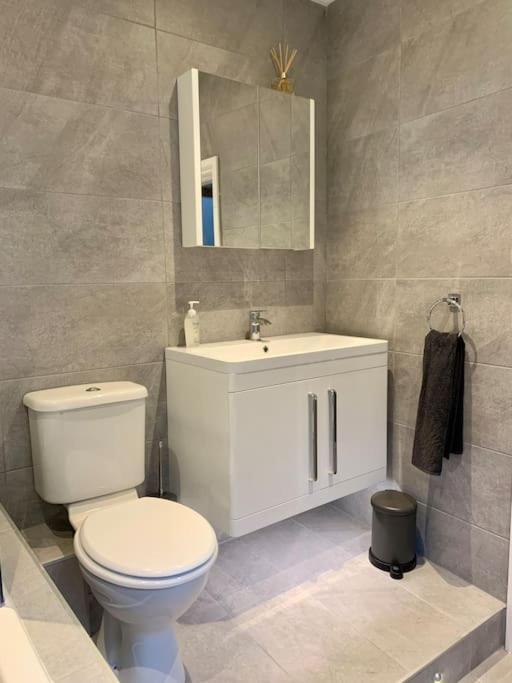 Renovated Miner'S Cottage - Family & Dog Friendly Abertillery Bagian luar foto